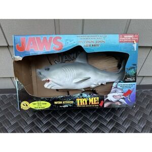 NEW Vintage Big Mouth Billy Bass Gemmy 2000 Jaws Singing Shark Motion Activated